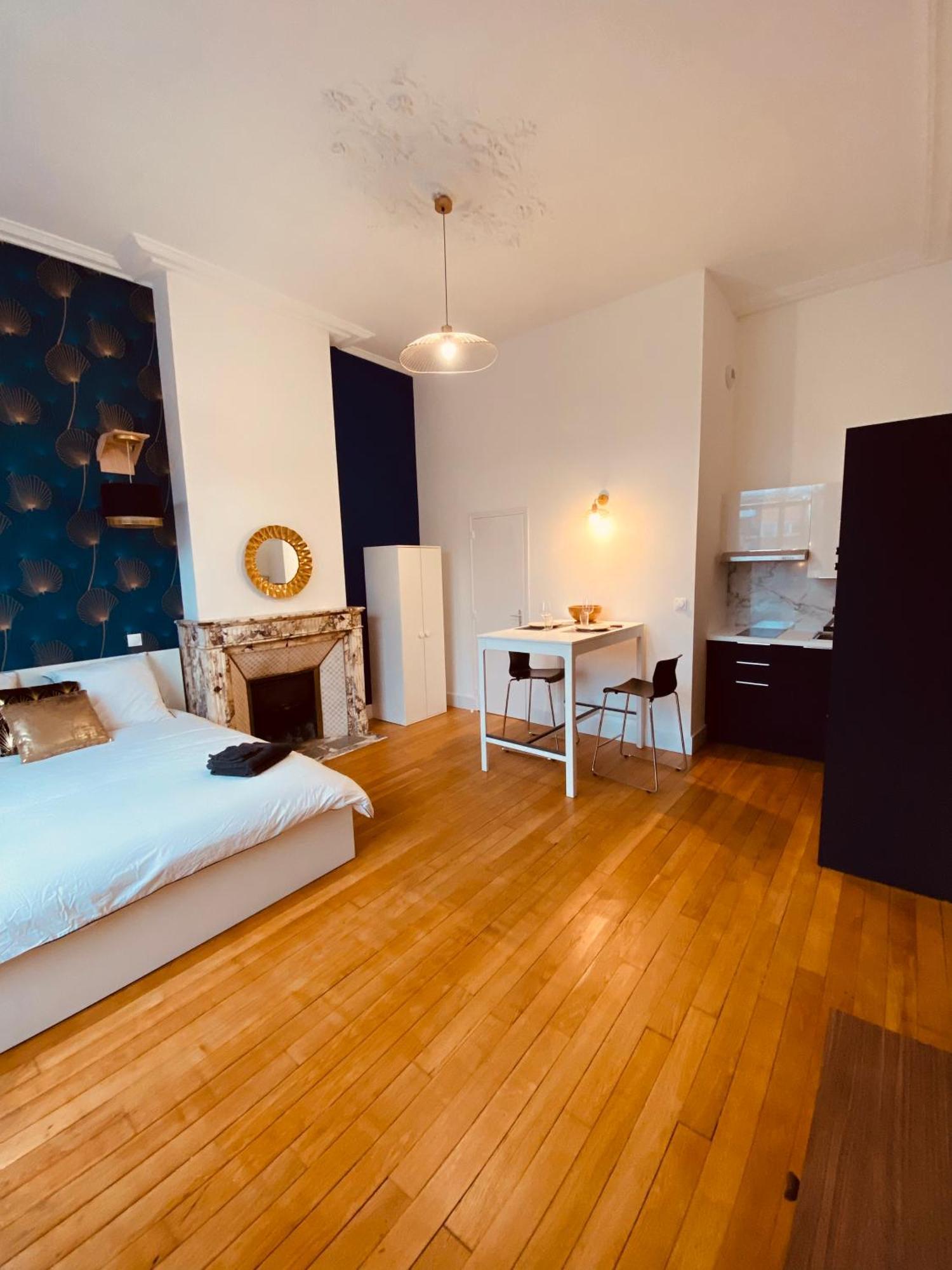 Residence Adam A Part Валансьєнн Номер фото